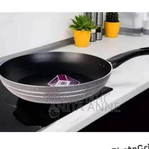 *Black Frying Pans*
26cm 