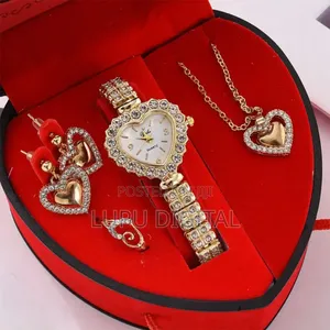 4pcs Romantic Gift Set Love Watch for Ladies