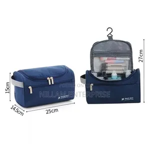 *Portable Waterproof Hanging Storage Bag /Travel Cosmetic Bag.