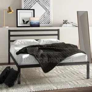 Sprinter Queen Size Metallic Bed