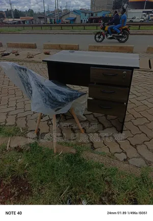 Well Furnished American Study Table and Mesh Office Chair