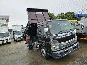 Mmitshubishi Canter