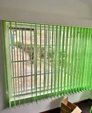 Green Vertical Blinders