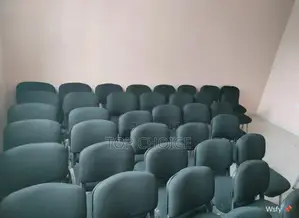 Waiting Chairs (Tosca)