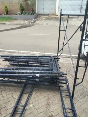 Perfect Fitting Scaffold Ladders