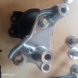 Engine Mount For Honda Stepwagon/Spada