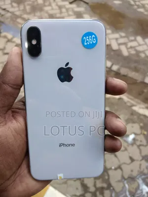 Apple iPhone X 256 GB White
