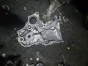 1nz Timming Cover/Oilpump