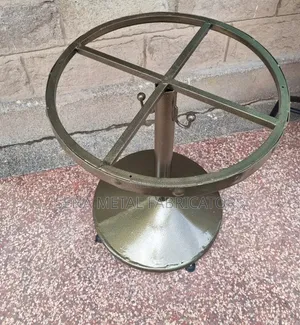 Ready-Made Restaurant Leg Stands With Gold Powder-Coated