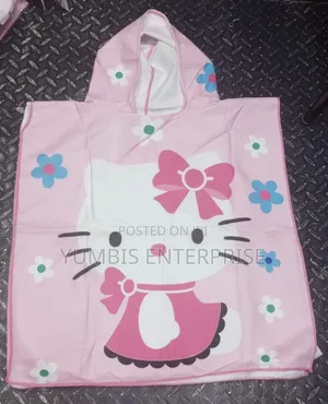 Hooded Cartoon Themed Swimming Towels for Kids