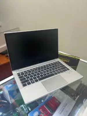 Laptop HP EliteBook 830 G7 8GB Intel Core I5 SSD 256GB