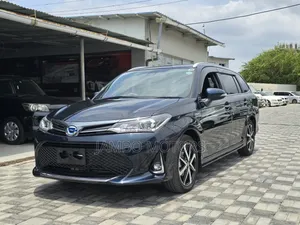 Toyota Corolla Fielder 1.5 Hybrid FWD 2019