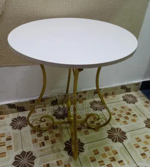 Round Coffee Table at 5800