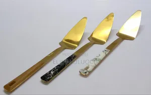 Golden Cake Trowel Spoon