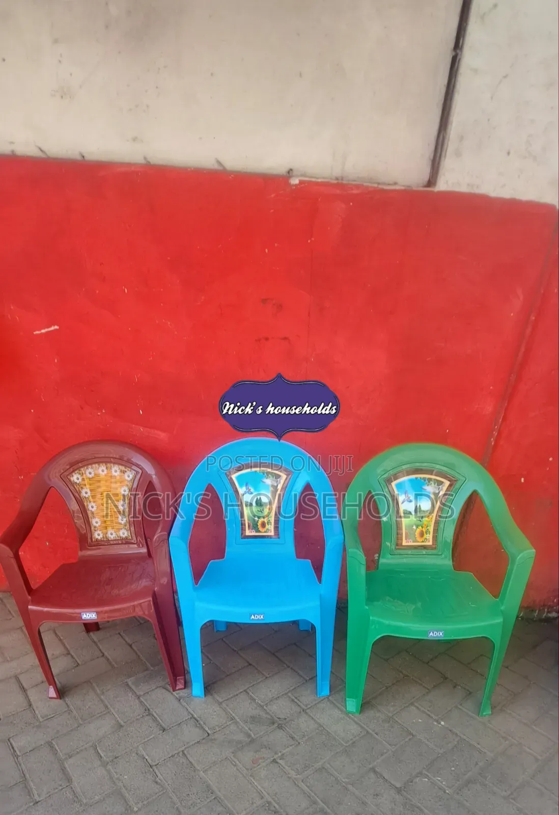 Mix Colour's Adix Plastic Chair