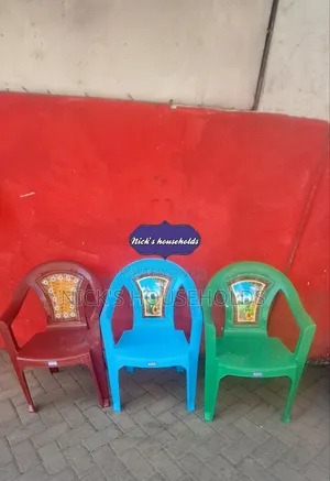 Mix Colour's Adix Plastic Chair