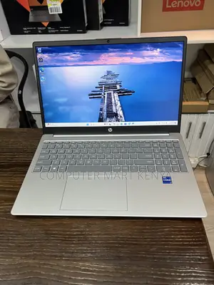 New Laptop HP 15 8GB Intel Core I7 SSD 512GB