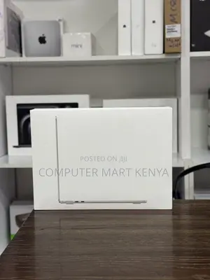 New Laptop Apple MacBook Air 2024 M3 13-Inch 16GB Apple M3 SSD 256GB