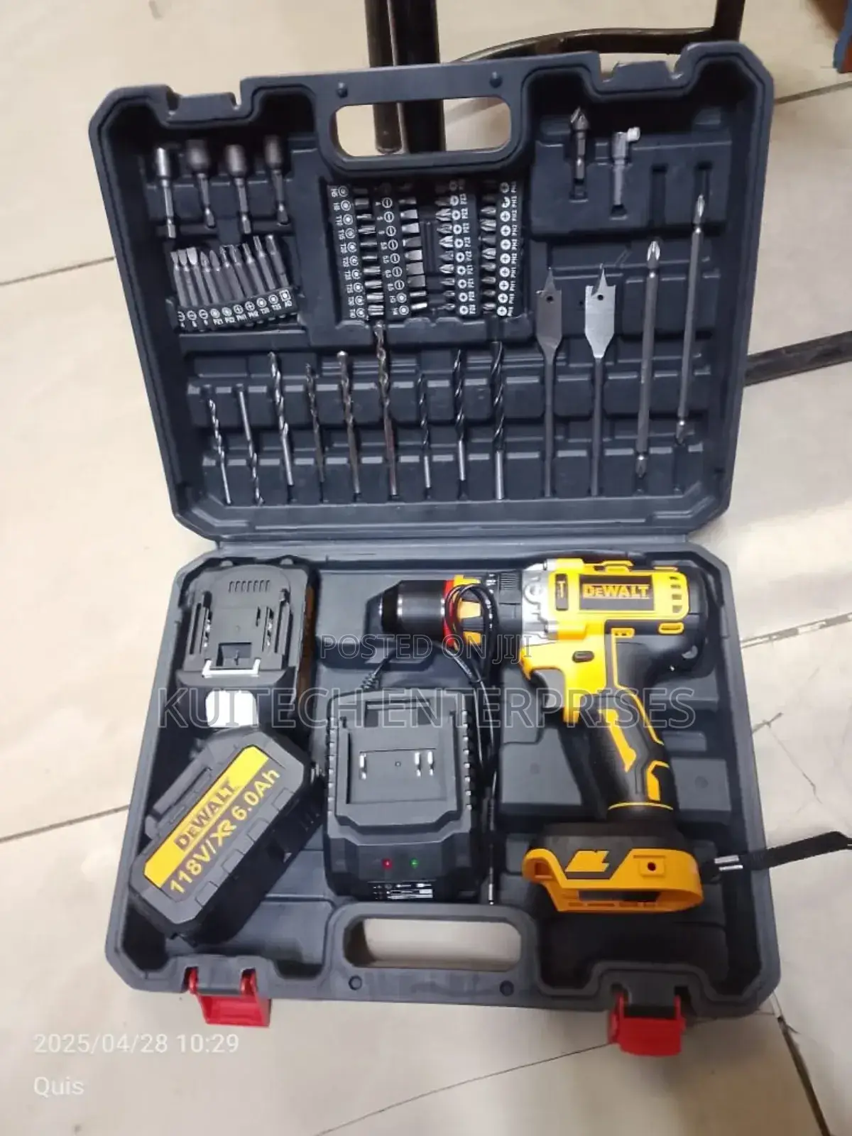 Dewalt Hammer Drill Machine/Cordless Drill 118v