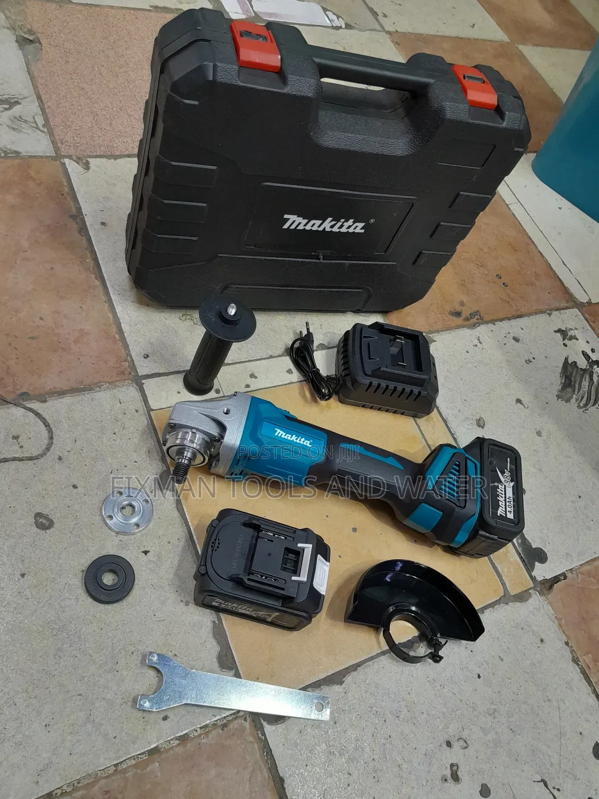 New Rechargeable Cordless Angle Grinder 4.5 Inch 88 Volts