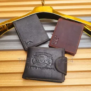 Quality Leather Casual Polo,Disel,Ck,Boss,Jeep Wallet Bags