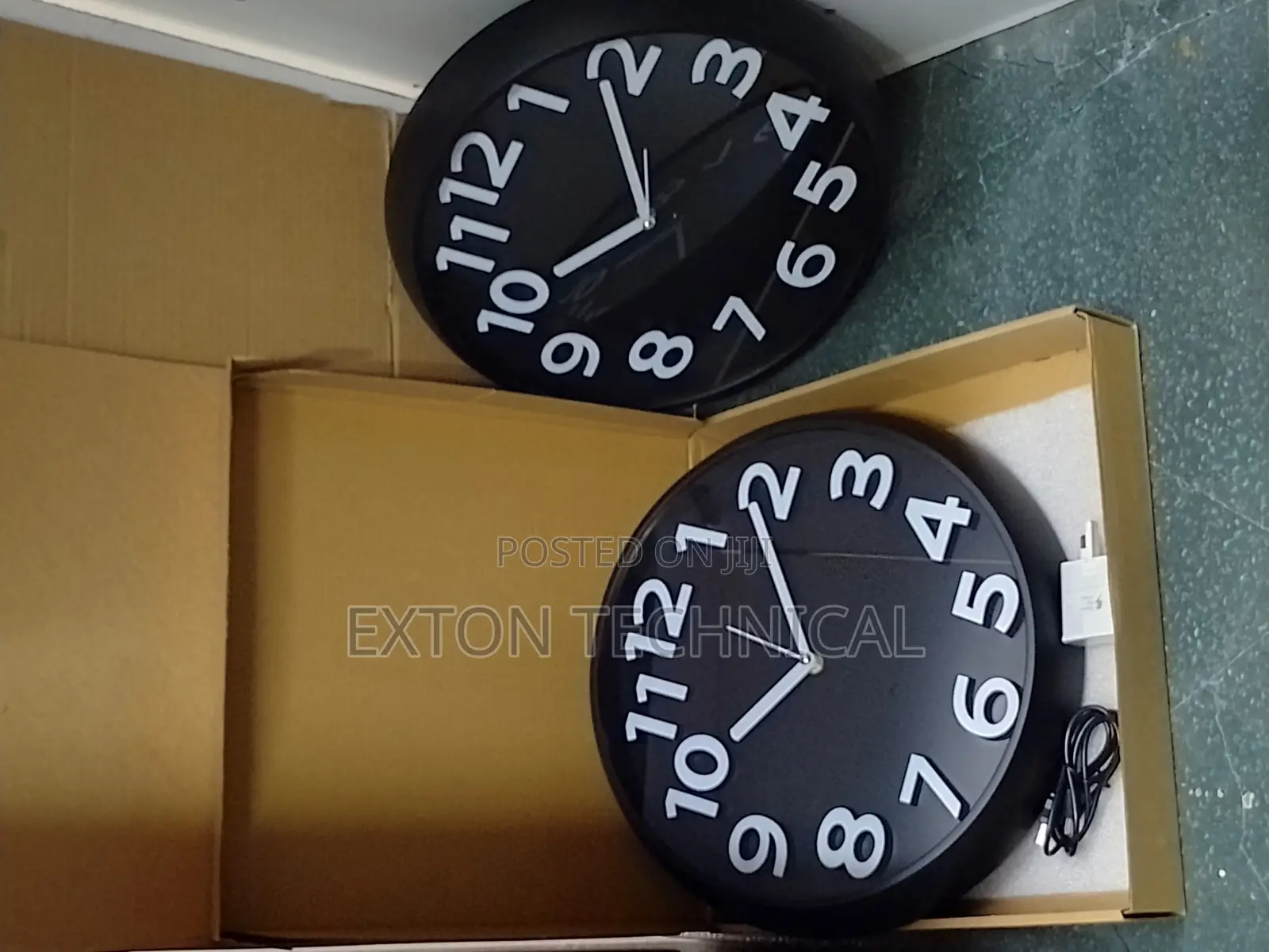 Wall Clock Hidden Spy Camera