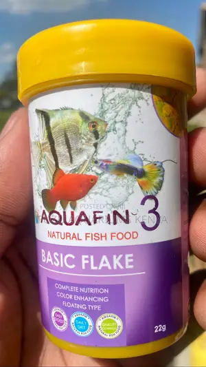 Daily Healthy Feeding – Aquafin 3 Basic Flakes