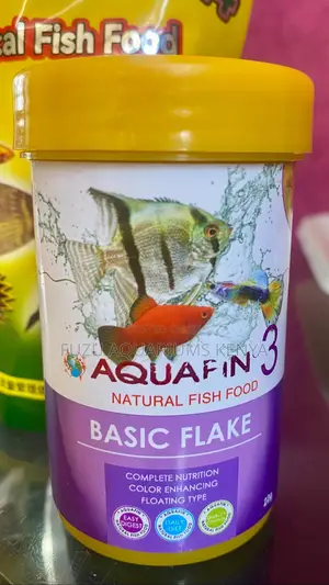 Natural Nutrition for Fish – Aquafin 3 Flakes
