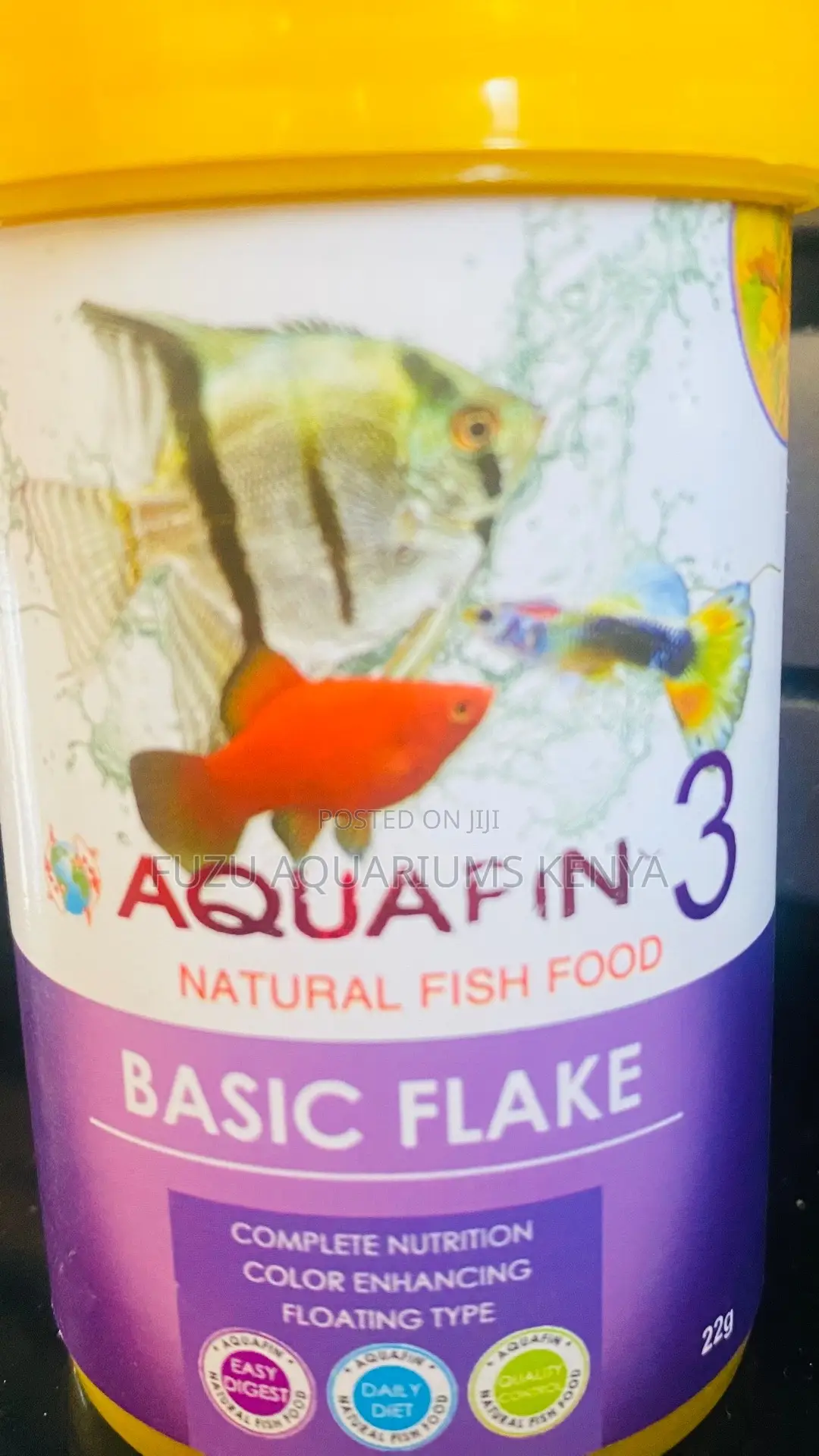 Freshwater Fish Thrive on Aquafin 3 Basic Flakes