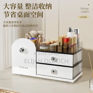 Large Capacity Make-Up Organizer