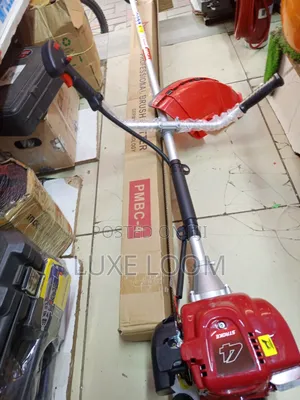 4 Stroke Brush Cutter Machine