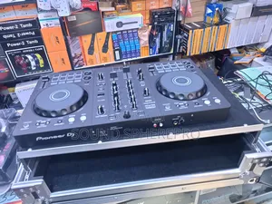 Flx 4 Dj Controller Plus Flx4 Flight Case