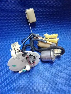 Fuel Pump Nissan Wingroad Y11
