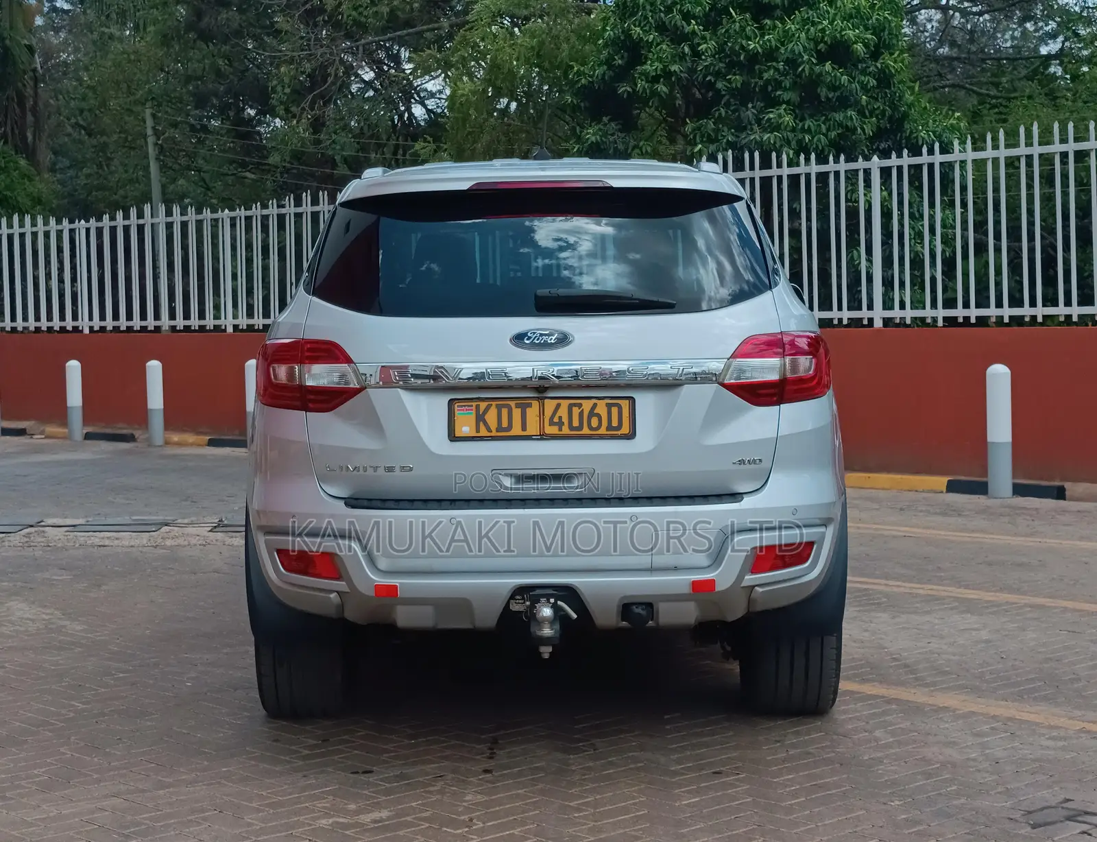 Ford Everest 2020 Silver