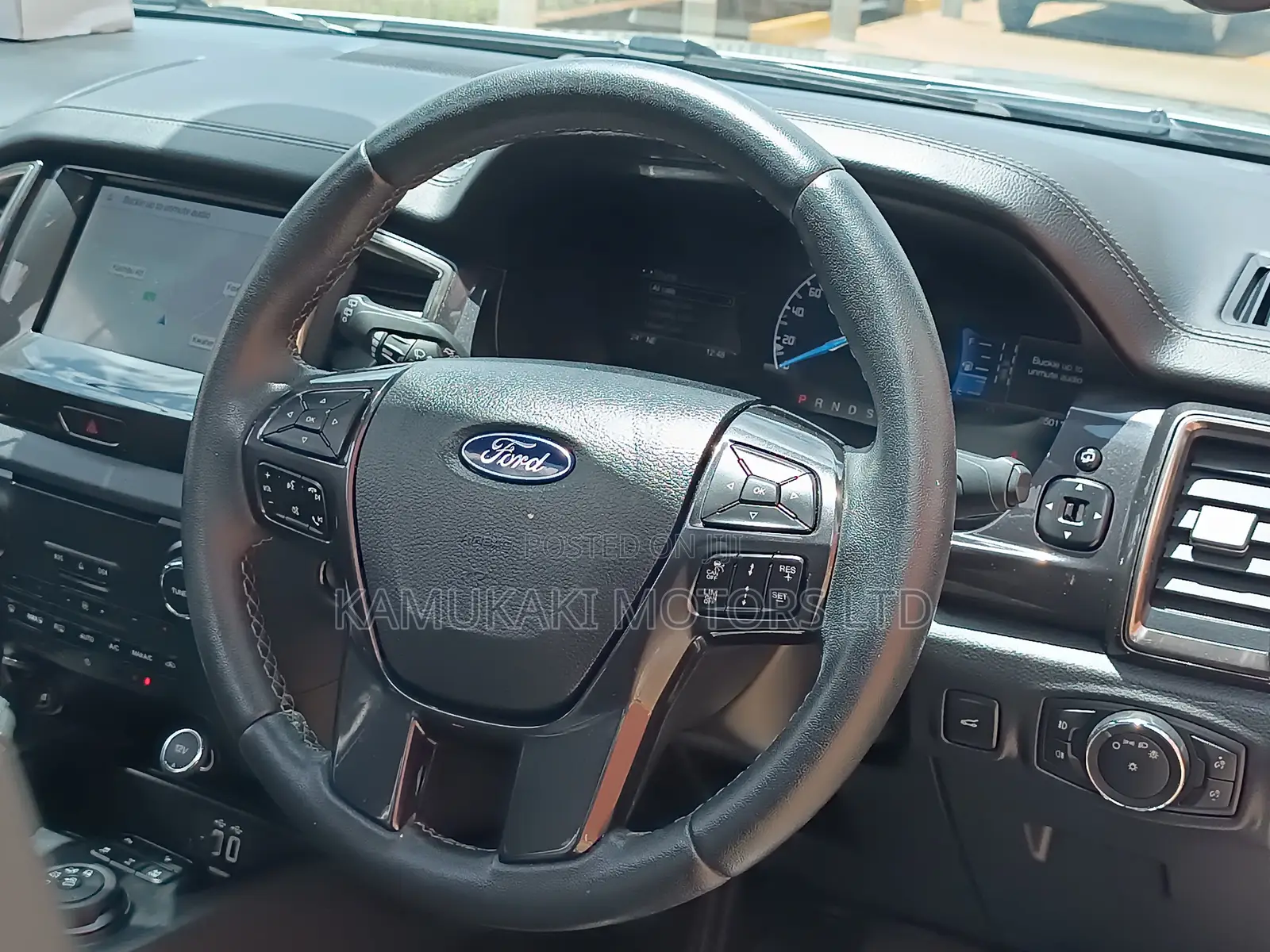Ford Everest 2020 Silver
