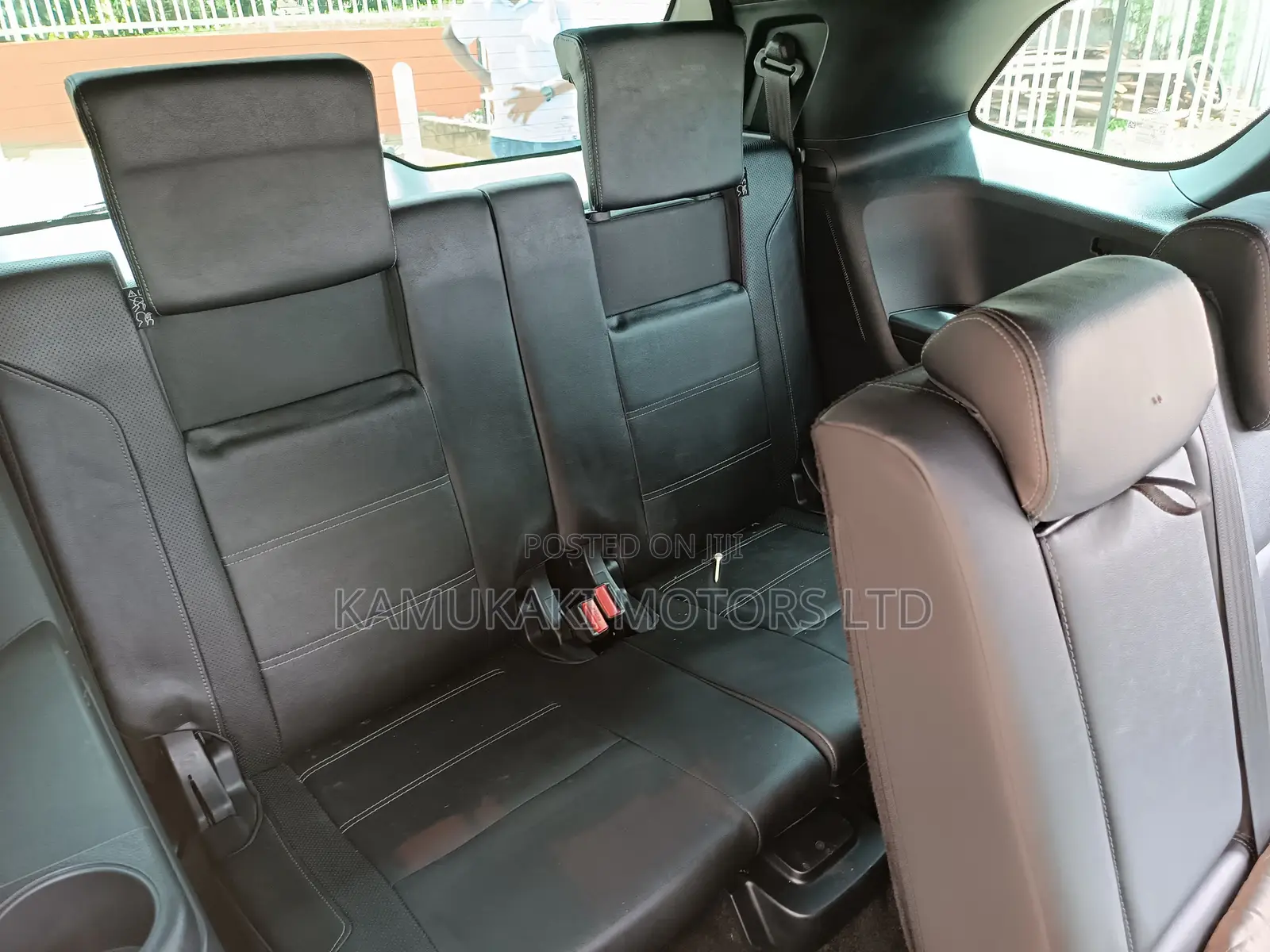 Ford Everest 2020 Silver