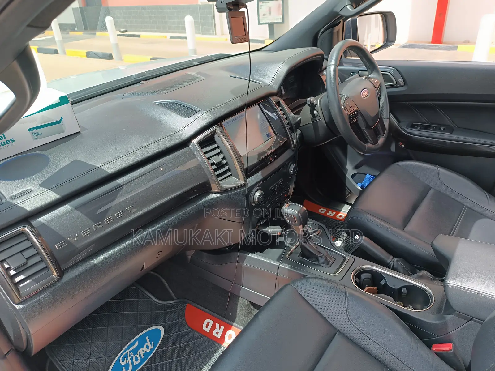 Ford Everest 2020 Silver