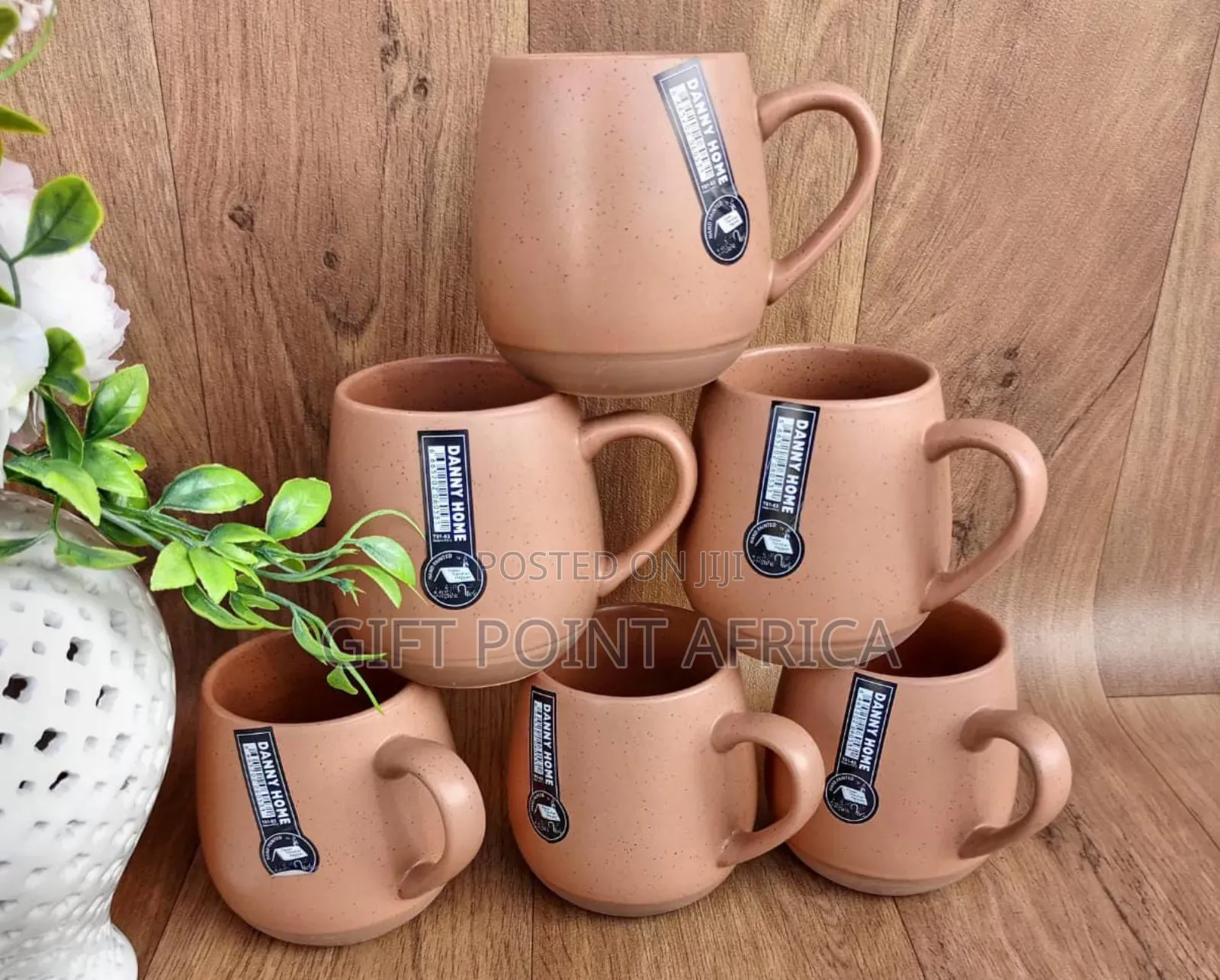 *Classy Mugs*
A Set of 6 Cups