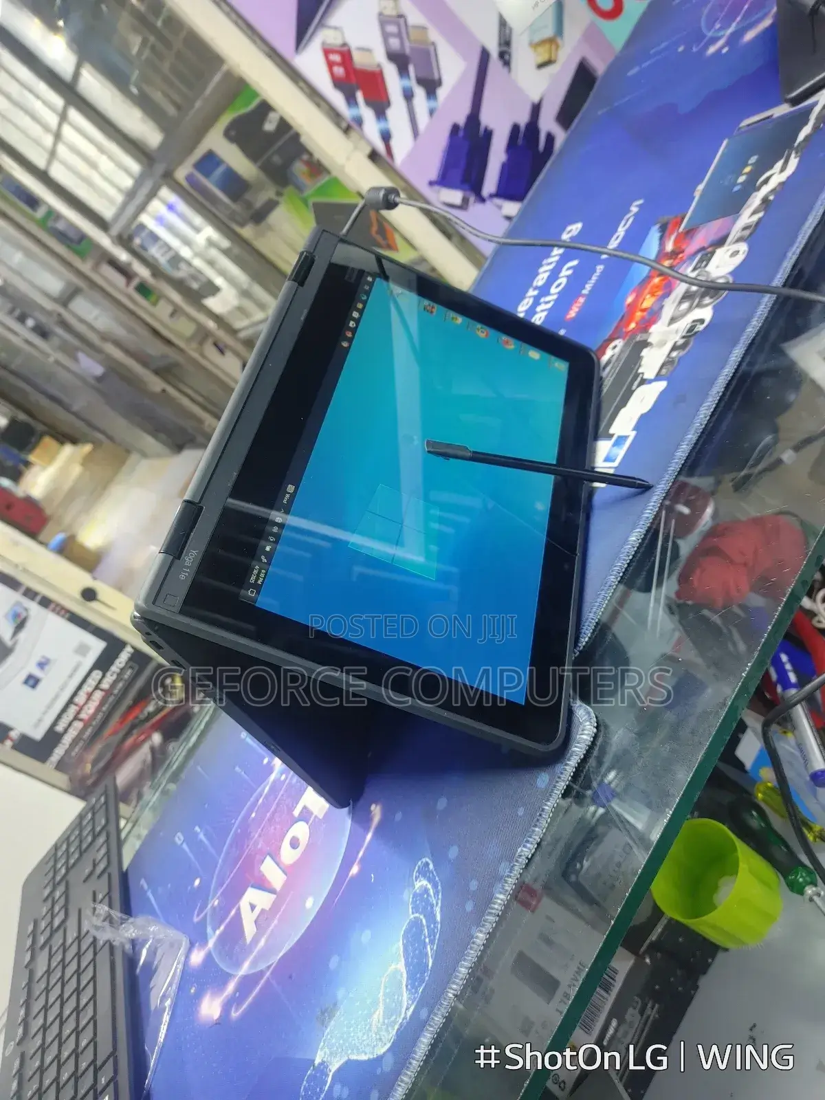 Laptop Lenovo Yoga 11e 4GB Intel Celeron SSD 128GB