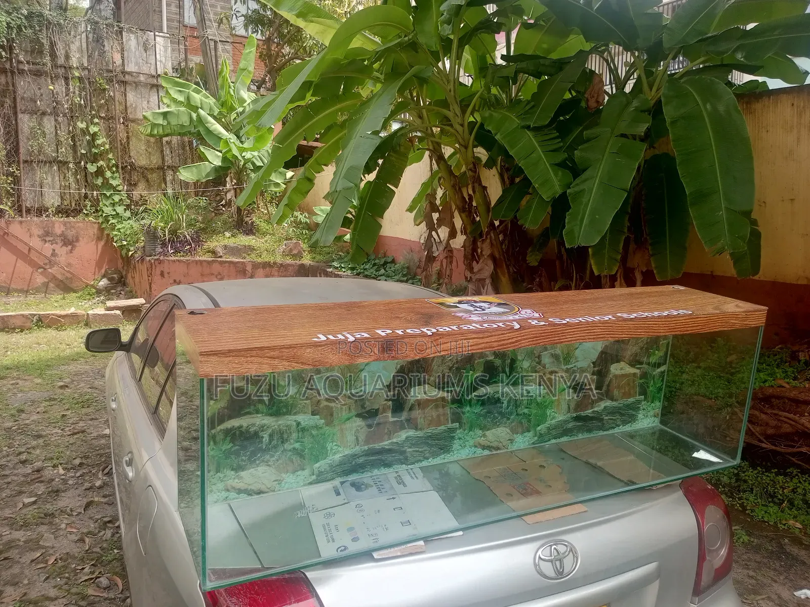 Mahogany Touch Aquarium