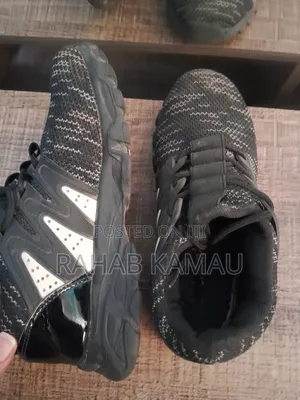 Sports Shoes