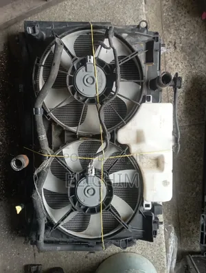 Toyota Voxy Hybrid Radiator