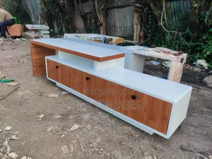 Natural Stand 6ft With Black Knobs