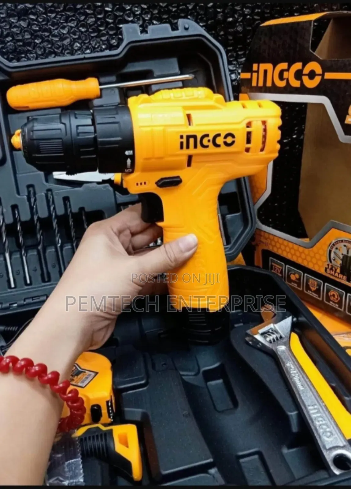 12v Cordless Drill and 81pcs Tool Set Ingco