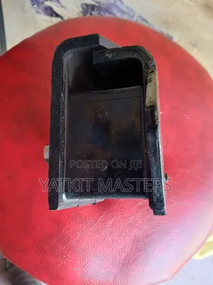 Isuzu FSR Engine Mounting