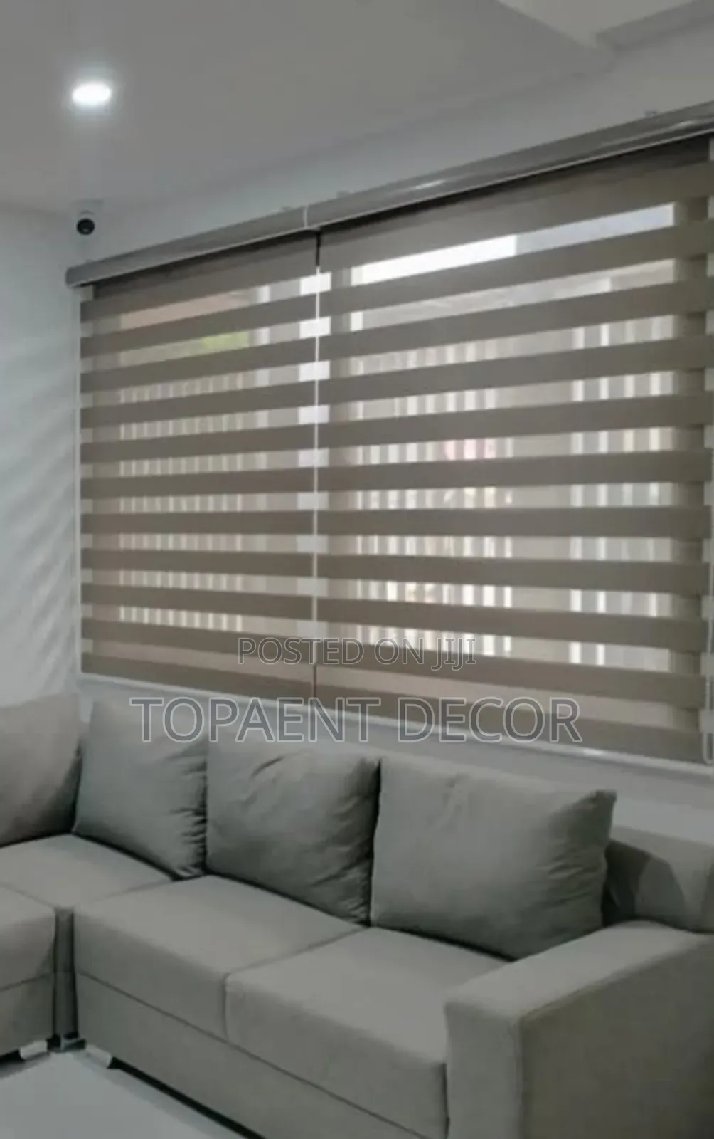 Roll-Up and Down Minimalist Curtain Blinds