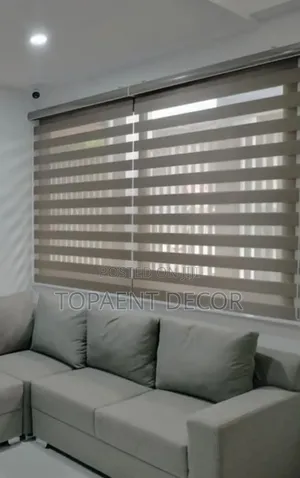 Roll-Up and Down Minimalist Curtain Blinds