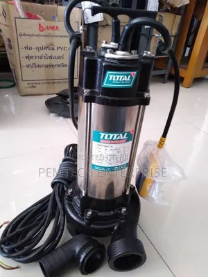 Total 1500w Submersible Waste Pump With Cutting Blade