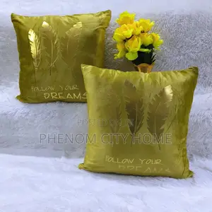 Stylish Luxurious Throw Pillows