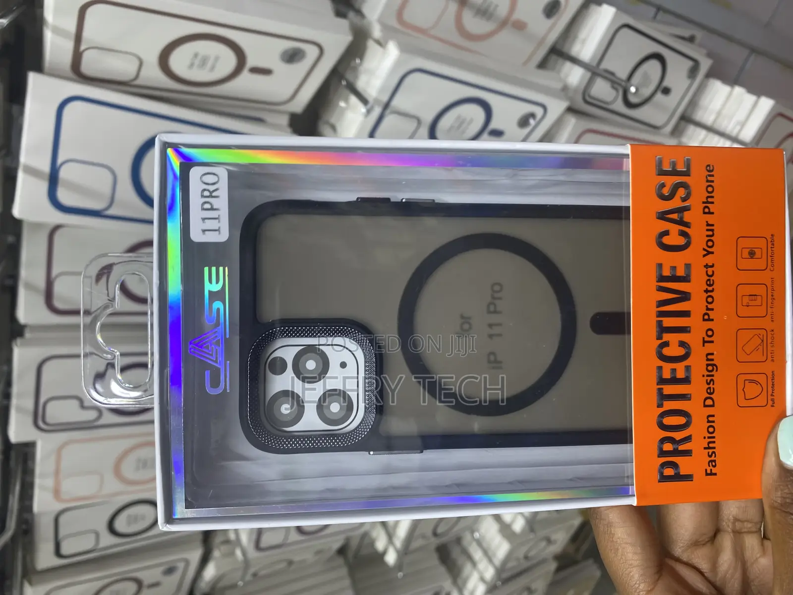 Xtcase iPhone 12 Pro Magsafe Case Matte Translucent Black
